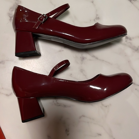 Elegant Burgundy Mary Jane Heels Cider size 10 - Picture 6 of 7